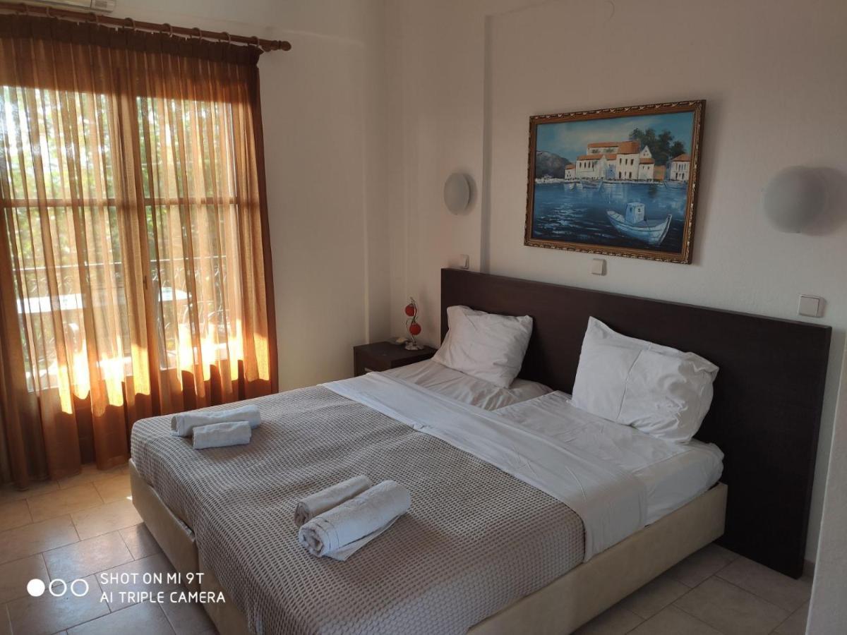 פפקוהורי Elsa Apartments מראה חיצוני תמונה