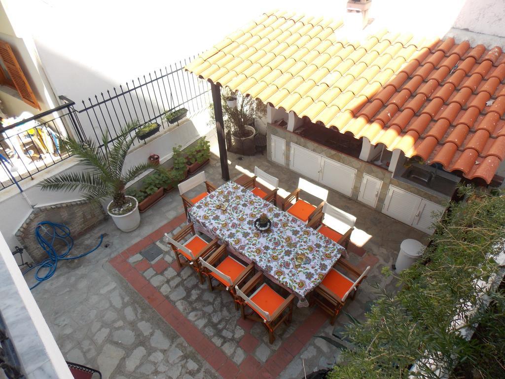 פפקוהורי Elsa Apartments מראה חיצוני תמונה
