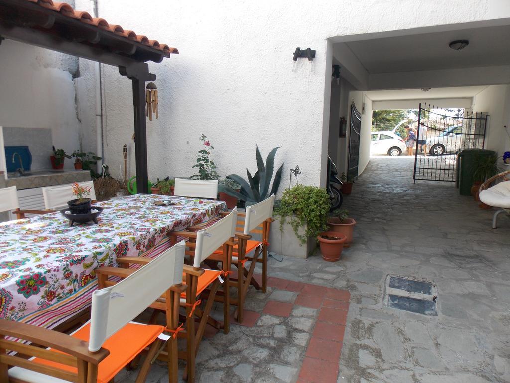 פפקוהורי Elsa Apartments מראה חיצוני תמונה
